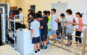 検査デモの様子 検査デモの様子