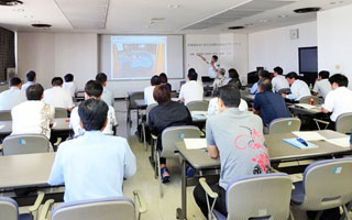 講話の様子 講話の様子