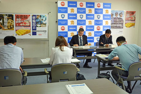 報道発表の様子 報道発表の様子