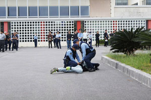 制圧の様子 制圧の様子